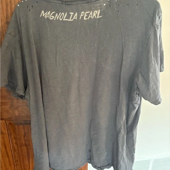 Magnolia Pearl ROYGBIN T - Picture 2 of 2